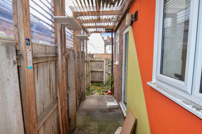 49 Alfred Road, Coventry, West Midlands, CV1 5BN 4