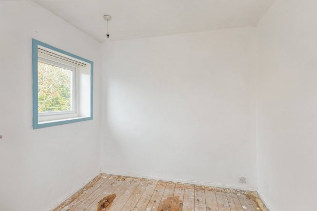 26 Ramsgill Court, Heelands, Milton Keynes, Buckinghamshire, MK13 7LS 3