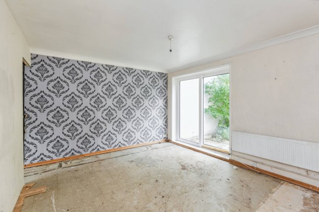 26 Ramsgill Court, Heelands, Milton Keynes, Buckinghamshire, MK13 7LS 3