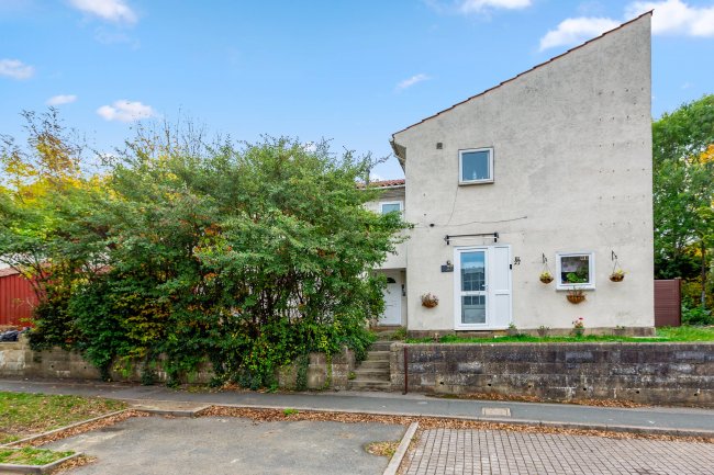 26 Ramsgill Court, Heelands, Milton Keynes, Buckinghamshire, MK13 7LS 3