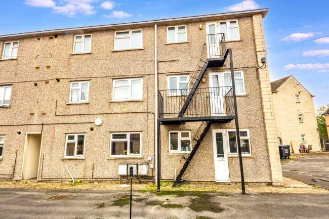 88 Allington Way, Chippenham, Wiltshire, SN14 0JU 2