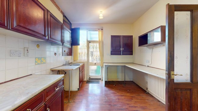 Flat A, 76 Rectory Road, Stoke Newington, London N16 7SH 10