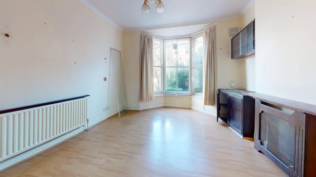 Flat A, 76 Rectory Road, Stoke Newington, London N16 7SH 10