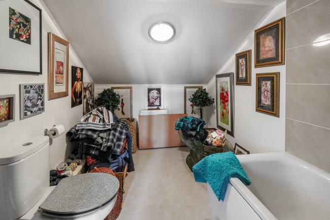 Flat 13, 22 Montpellier Crescent, Wallasey, CH45 9AB 1