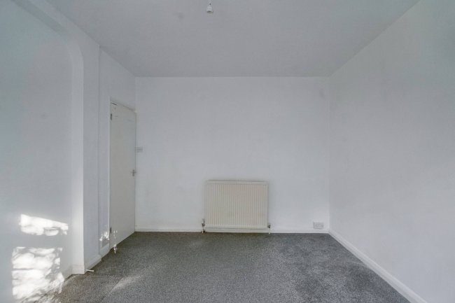 1 Amhurst Court, Amhurst Park, Stamford Hill, London N16 5AX 10