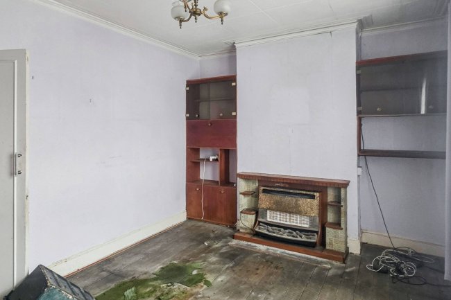 43 Rothschild Road, Chiswick, London, W4 5HT 5