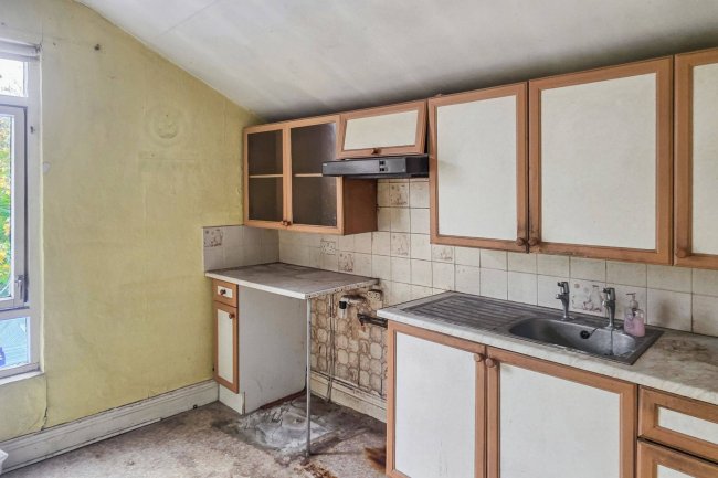 43 Rothschild Road, Chiswick, London, W4 5HT 5