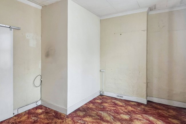 43 Rothschild Road, Chiswick, London, W4 5HT 5