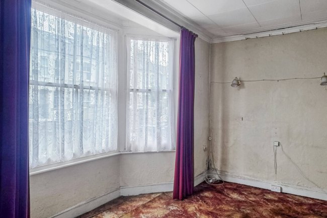 43 Rothschild Road, Chiswick, London, W4 5HT 5