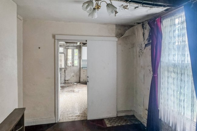 43 Rothschild Road, Chiswick, London, W4 5HT 5