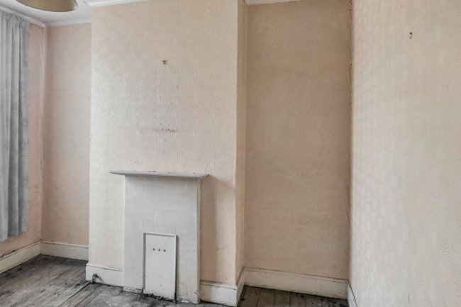 43 Rothschild Road, Chiswick, London, W4 5HT 5