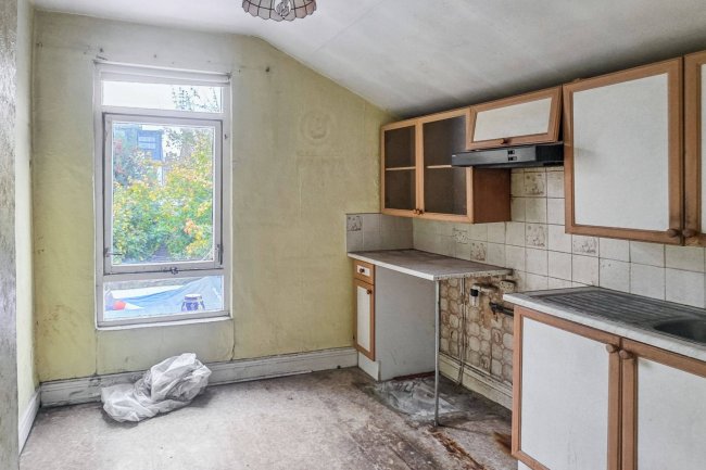 43 Rothschild Road, Chiswick, London, W4 5HT 5