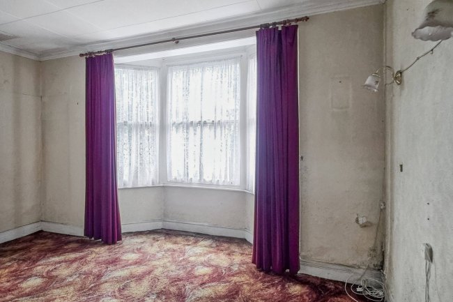 43 Rothschild Road, Chiswick, London, W4 5HT 5