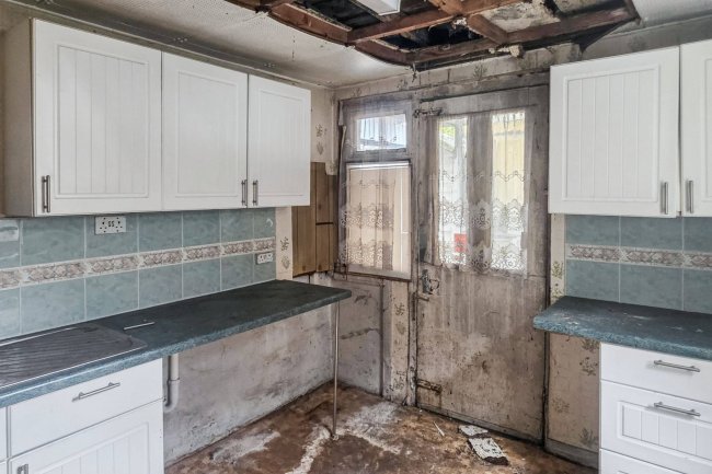 43 Rothschild Road, Chiswick, London, W4 5HT 5