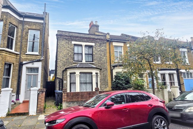 43 Rothschild Road, Chiswick, London, W4 5HT 5