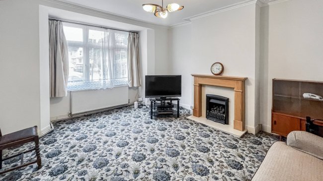 19 Whitburn Road, Lewisham, London, SE13 7UQ 3