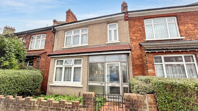 19 Whitburn Road, Lewisham, London, SE13 7UQ 3