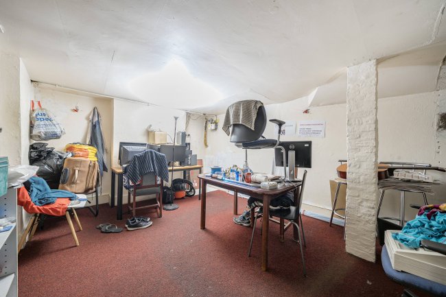 7 Plough Way, Surrey Quays, London SE16 2LS 7