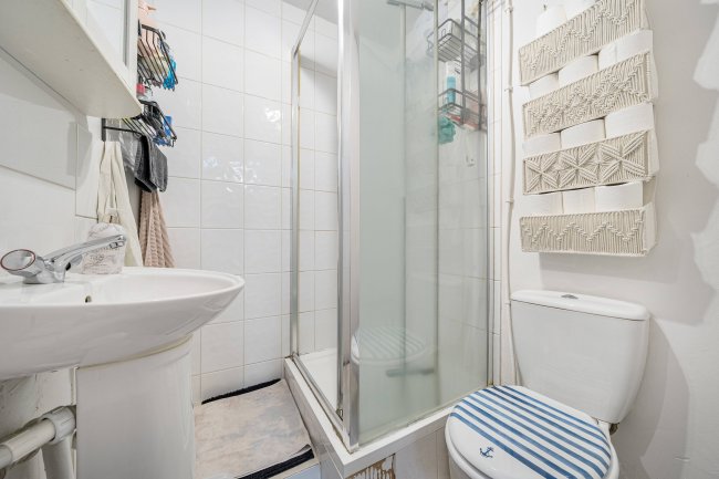 7 Plough Way, Surrey Quays, London SE16 2LS 7