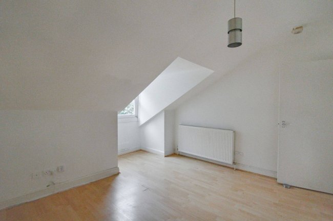 Flat D, 186 Randolph Avenue, Maida Vale, London W9 1PE 7
