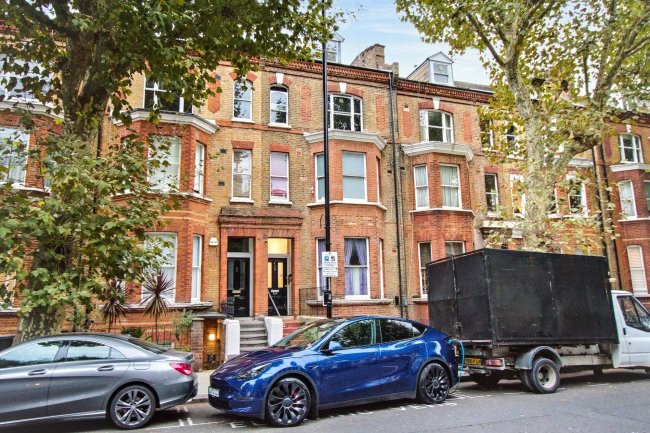 Flat D, 186 Randolph Avenue, Maida Vale, London W9 1PE 7