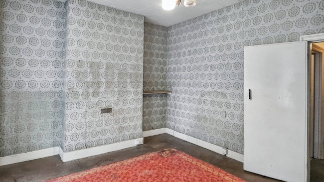 10 Brouncker Road, Acton, London W3 8AQ 6