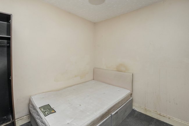 First Floor Flat, 6 Leonard Street, Silvertown, London E16 2DT 10