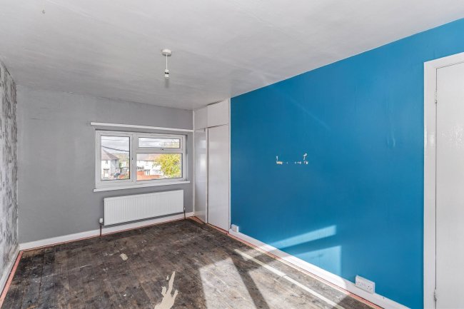 38 Highfield, Woodford, Kettering, NN14 4HD 4