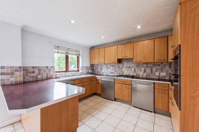 15 Langford Close, Stowmarket, IP14 1TX 6