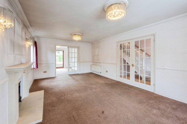 15 Langford Close, Stowmarket, IP14 1TX 6