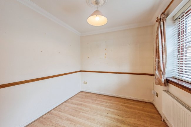 15 Langford Close, Stowmarket, IP14 1TX 6