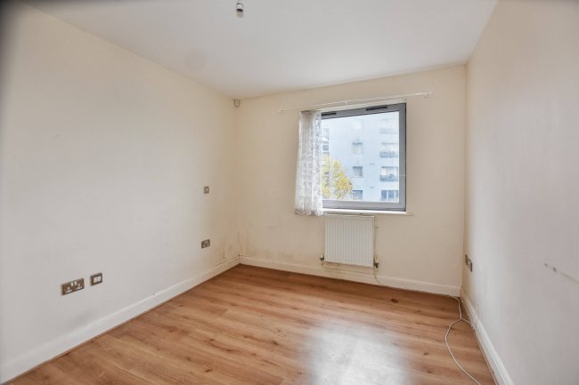 248 Tideslea Path, Thamesmead, London, SE28 0NH 3