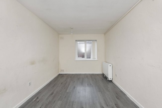 54 Queens Street, Doncaster, South Yorkshire, DN4 8AB 3