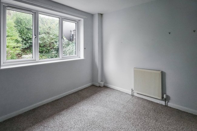 72 Whiteways Grove, Sheffield, South Yorkshire, S4 8FL 7