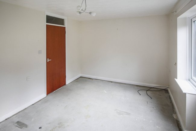 16 Brydges Close, Eastbourne, East Sussex, BN22 8QA 4