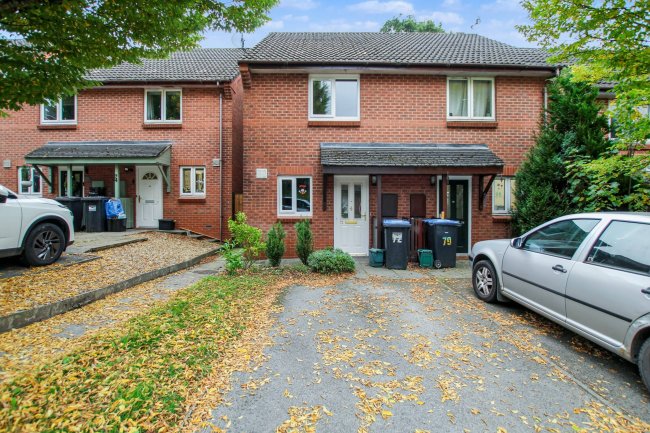 72 Highfield Road, Ashbourne, Derbyshire, DE6 1DX 3