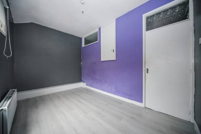 8 Armstrong Street, Horwich, Bolton, Greater Manchester, BL6 5PW 2