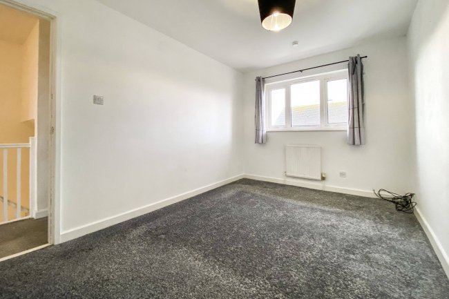 5 Edmondsen Place, Fleetwood, Lancashire, FY7 7GD 8