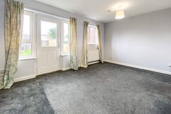 5 Edmondsen Place, Fleetwood, Lancashire, FY7 7GD 8