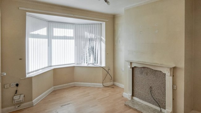 15 Endeavour Crescent, Hull, East Yorkshire, HU9 5SZ 6