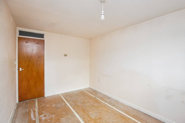 6 Browney Path, Bedford, Bedfordshire, MK41 7XH 1