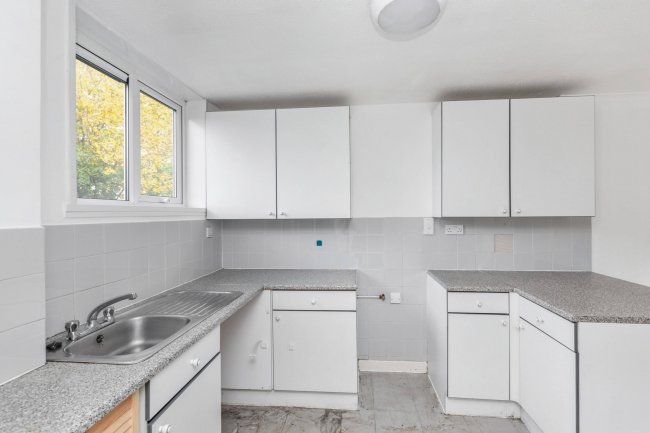 6 Browney Path, Bedford, Bedfordshire, MK41 7XH 1