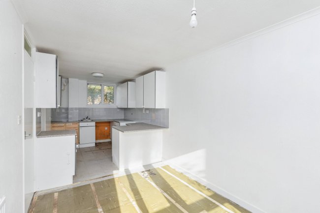 6 Browney Path, Bedford, Bedfordshire, MK41 7XH 1