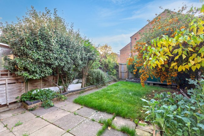 6 Browney Path, Bedford, Bedfordshire, MK41 7XH 1