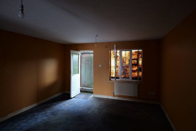 16 Horseshoe End, Newbury, Berkshire, RG14 7XE 2