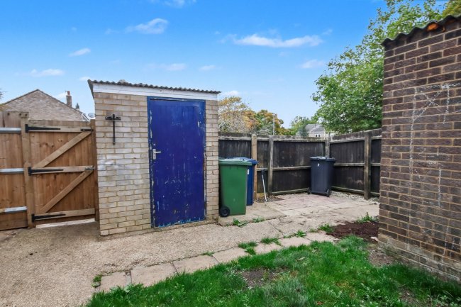 22 Sycamore Drive, Huntingdon, Cambridgeshire, PE29 7JB 8