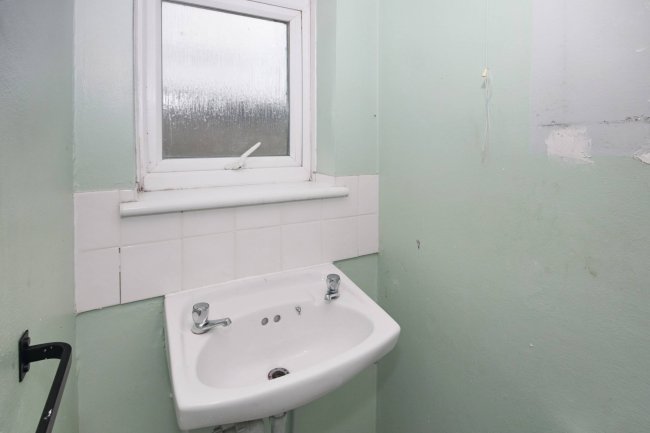 22 Sycamore Drive, Huntingdon, Cambridgeshire, PE29 7JB 8