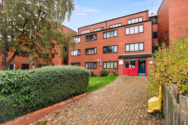 Flat  26, Quartercroft, Pyramid Close, Weston Favell, Northampton, NN3 8DP 4