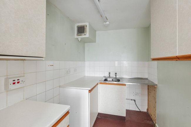 Flat  26, Quartercroft, Pyramid Close, Weston Favell, Northampton, NN3 8DP 4