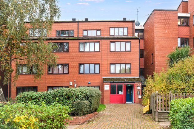 Flat  26, Quartercroft, Pyramid Close, Weston Favell, Northampton, NN3 8DP 4